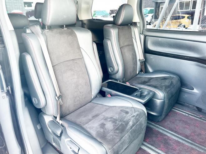 ヴェルファイア2.4Zゴールデンアイズ 4WD ローンが不安な方＜優遇ローン＞本州仕入　純正ナビ　後席モニター　両側パワースライド　電動リアゲート　ハーフレザー　2列目オットマンシート　7人乗り　HID　純正アルミ 4WD 2400 5Dr