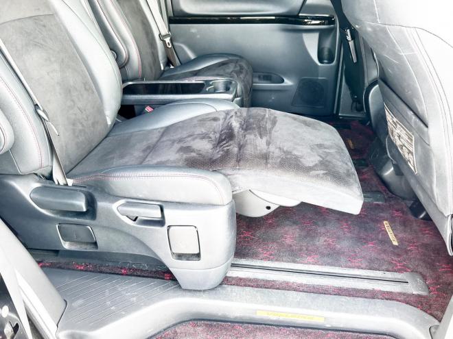 ヴェルファイア2.4Zゴールデンアイズ 4WD ローンが不安な方＜優遇ローン＞本州仕入　純正ナビ　後席モニター　両側パワースライド　電動リアゲート　ハーフレザー　2列目オットマンシート　7人乗り　HID　純正アルミ 4WD 2400 5Dr