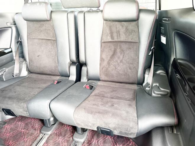 ヴェルファイア2.4Zゴールデンアイズ 4WD ローンが不安な方＜優遇ローン＞本州仕入　純正ナビ　後席モニター　両側パワースライド　電動リアゲート　ハーフレザー　2列目オットマンシート　7人乗り　HID　純正アルミ 4WD 2400 5Dr