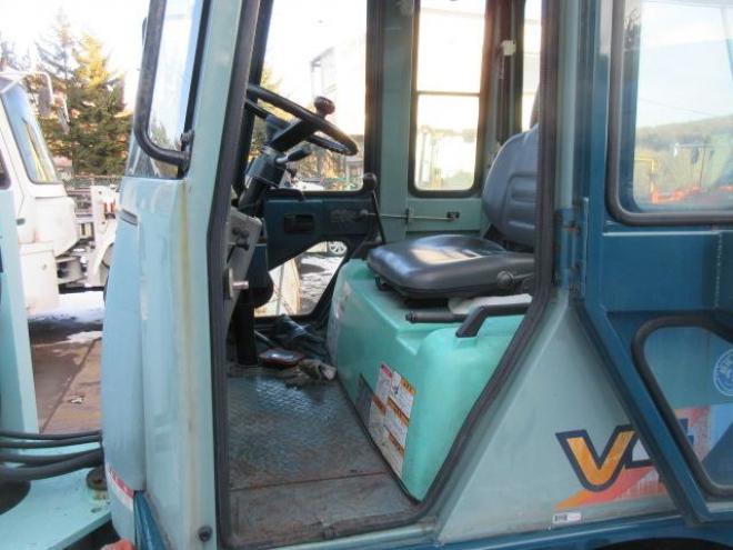 ホイールローダヤンマー　V4-3 4WD 2Dr