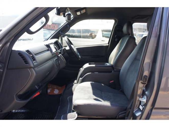 ハイエースバン2.8 スーパーGL ダークプライムII ロングボディ ディーゼルターボ 4WD　415COBRA　クリーンルック3 Fスポイラー&BY2Neoボンネット&ステージ2ルーフスポイラー&バッドラッカー17インチAW&フラットベッドキット　ヨコハマPARADA215/60R17　両側パワースライドドア　デジタルインナー 2800