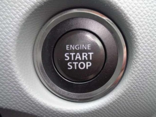 AZ-ワゴンXSスペシャル 4WD　スマートキー　社外ナビ　ワンセグ 660