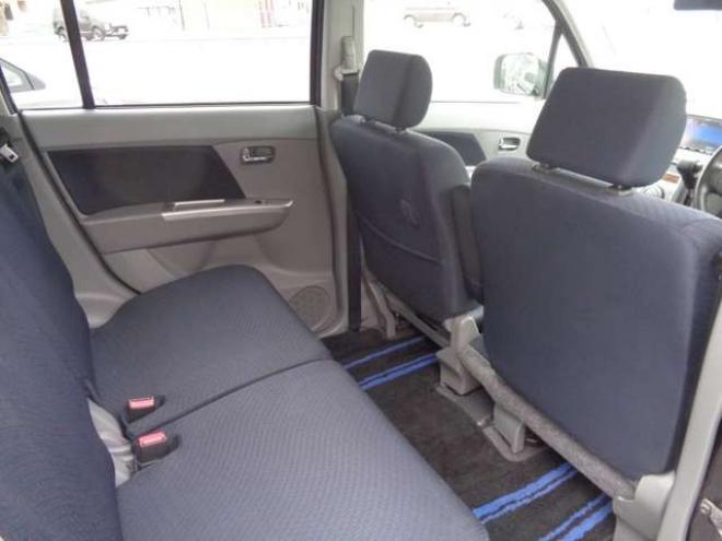 AZ-ワゴンXSスペシャル 4WD　スマートキー　社外ナビ　ワンセグ 660