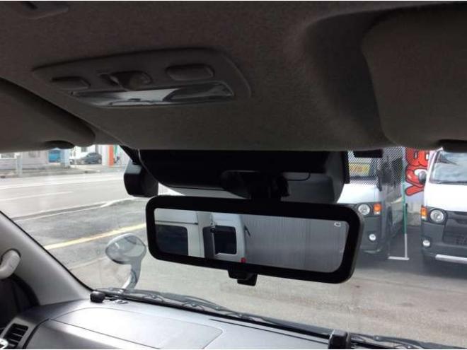 ハイエースバン2.8 スーパーGL ロング ディーゼルターボ 4WD　リアヒーター&クーラー　プッシュスタート　スマキー　ステアリングスイッチ　オートハイビーム　パノラミックビューモニター　純正ナビ　フルセグTV　ドラレコ　ETC　インナーミラー　横滑り防止　フロントフォグ 2800