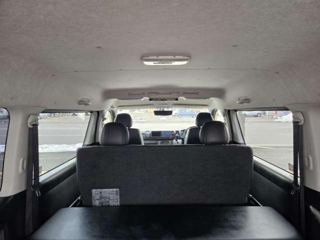 ハイエースバン2.7 スーパーGL ダークプライム ワイド ミドルルーフ ロングボディ 4WD　4WD　寒冷地仕様　両側パワスラ　スマキー　プッシュスタート　リアヒーター&クーラー　アルパインインナーミラー&フリップダウンモニター　社外メモリナビ　フルセグTV　ETC　ベッドキッド　Bカメラ 2700