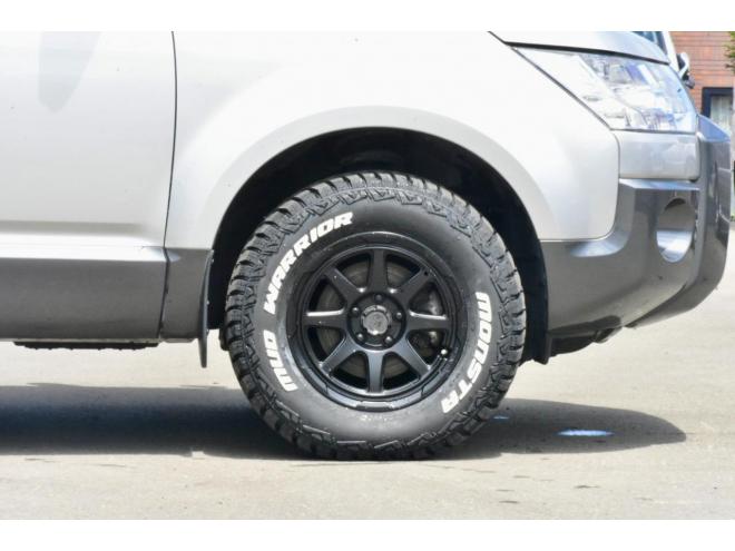 デリカD:5　Dパワーパッケージ　4WD　本州仕入　前期・最終型　アルパインナビ　両側電動スライドドア　シートヒーター　純正フロントプロテクター　エンジンマウント交換済
