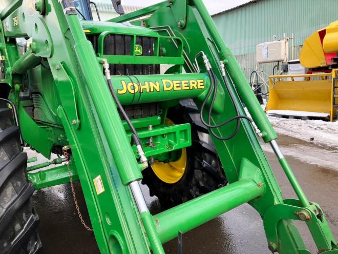 トラクタージョンディア　中古　JD6820 premium