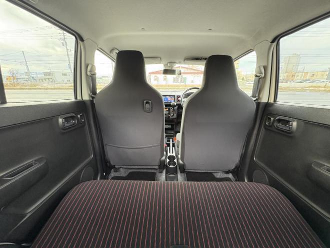 アルトALTO TURBO RS 4WD寒冷地仕様　TURBO AGS ブルートゥースナビカメラ　スマートキー（スペアー有）VSC　ブレーキアシスト　エンスタ　フォグランプ　シートヒータ　記録簿有　スタットレス　エンジンオイル交換　 4WD 660 5Dr