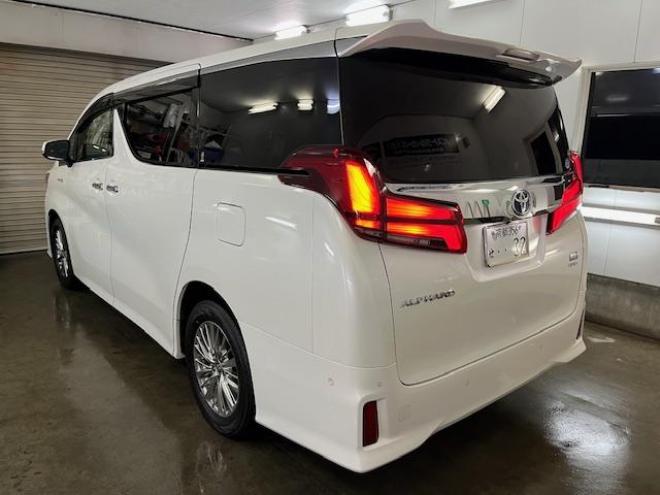 アルファードハイブリッド本州仕入　法人ワンオーナー　寒冷地仕様　禁煙車　リアエンターテイメント　純正フリップダウンモニター　ＪＢＬサウンド　両側パワースライドドア　パワーバックドア　純正ブラックレザーシート　ドラレコ　ＥＴＣ 4WD 2500 5Dr