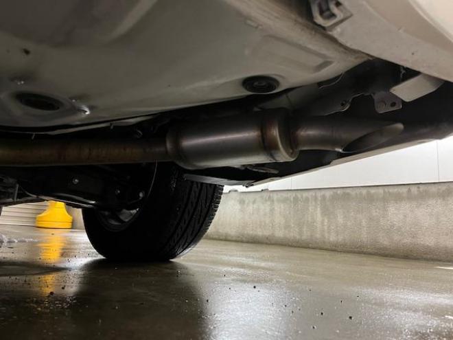 アルファードハイブリッド本州仕入　法人ワンオーナー　寒冷地仕様　禁煙車　リアエンターテイメント　純正フリップダウンモニター　ＪＢＬサウンド　両側パワースライドドア　パワーバックドア　純正ブラックレザーシート　ドラレコ　ＥＴＣ 4WD 2500 5Dr