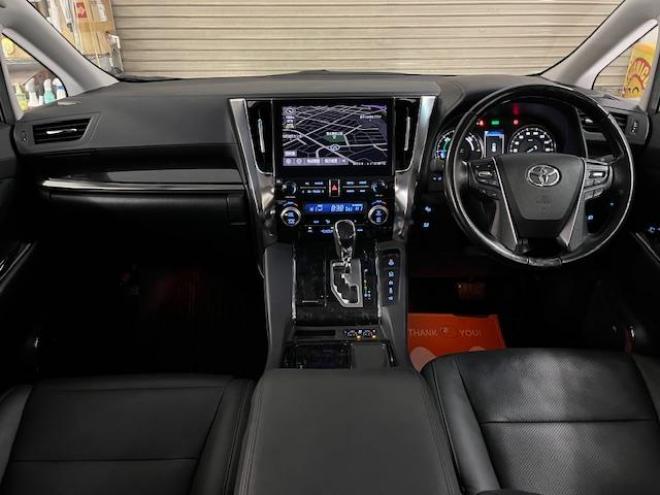 アルファードハイブリッド本州仕入　法人ワンオーナー　寒冷地仕様　禁煙車　リアエンターテイメント　純正フリップダウンモニター　ＪＢＬサウンド　両側パワースライドドア　パワーバックドア　純正ブラックレザーシート　ドラレコ　ＥＴＣ 4WD 2500 5Dr