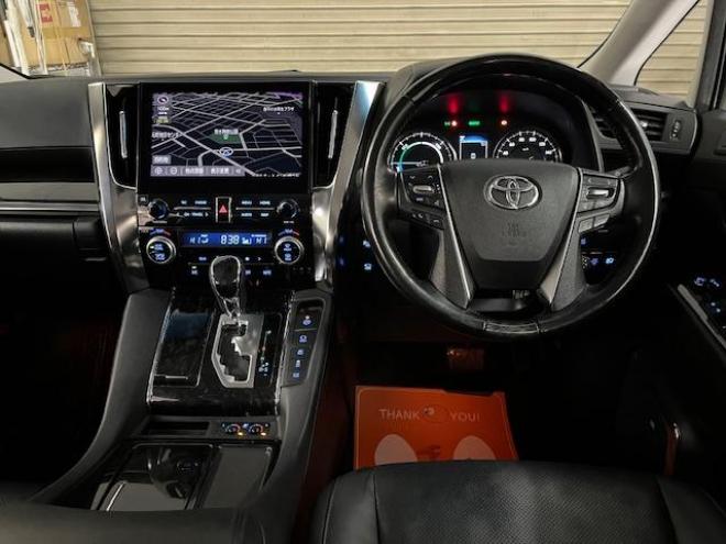 アルファードハイブリッド本州仕入　法人ワンオーナー　寒冷地仕様　禁煙車　リアエンターテイメント　純正フリップダウンモニター　ＪＢＬサウンド　両側パワースライドドア　パワーバックドア　純正ブラックレザーシート　ドラレコ　ＥＴＣ 4WD 2500 5Dr