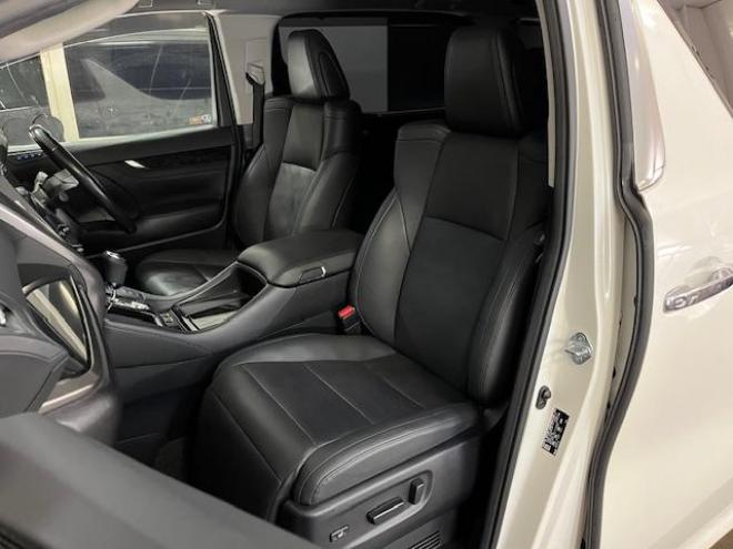 アルファードハイブリッド本州仕入　法人ワンオーナー　寒冷地仕様　禁煙車　リアエンターテイメント　純正フリップダウンモニター　ＪＢＬサウンド　両側パワースライドドア　パワーバックドア　純正ブラックレザーシート　ドラレコ　ＥＴＣ 4WD 2500 5Dr