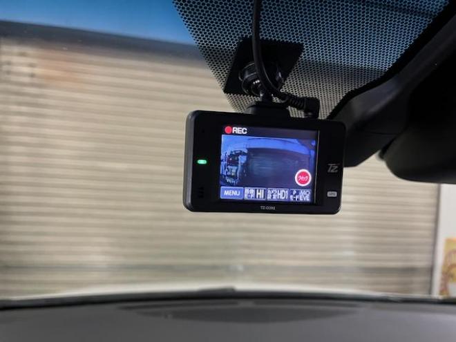 アルファードハイブリッド本州仕入　法人ワンオーナー　寒冷地仕様　禁煙車　リアエンターテイメント　純正フリップダウンモニター　ＪＢＬサウンド　両側パワースライドドア　パワーバックドア　純正ブラックレザーシート　ドラレコ　ＥＴＣ 4WD 2500 5Dr