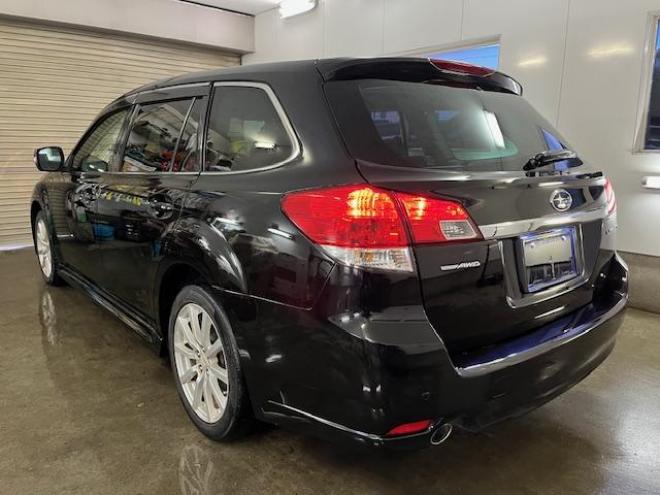 レガシィワゴン本州仕入　禁煙車　衝突軽減ブレーキ　車線逸脱警報　純正ブラックハーフレザーシート　カロッツェリアナビ　フルセグ地デジ　ＤＶＤ再生　Ｂｌｕｅｔｏｏｔｈオーディオ　バックカメラ　電動パーキング　前後ソナー 4WD 2500 5Dr