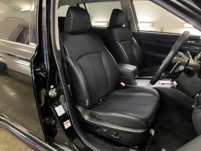 レガシィワゴン本州仕入　禁煙車　衝突軽減ブレーキ　車線逸脱警報　純正ブラックハーフレザーシート　カロッツェリアナビ　フルセグ地デジ　ＤＶＤ再生　Ｂｌｕｅｔｏｏｔｈオーディオ　バックカメラ　電動パーキング　前後ソナー 4WD 2500 5Dr