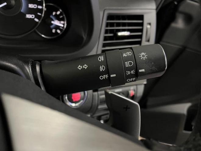 レガシィワゴン本州仕入　禁煙車　衝突軽減ブレーキ　車線逸脱警報　純正ブラックハーフレザーシート　カロッツェリアナビ　フルセグ地デジ　ＤＶＤ再生　Ｂｌｕｅｔｏｏｔｈオーディオ　バックカメラ　電動パーキング　前後ソナー 4WD 2500 5Dr