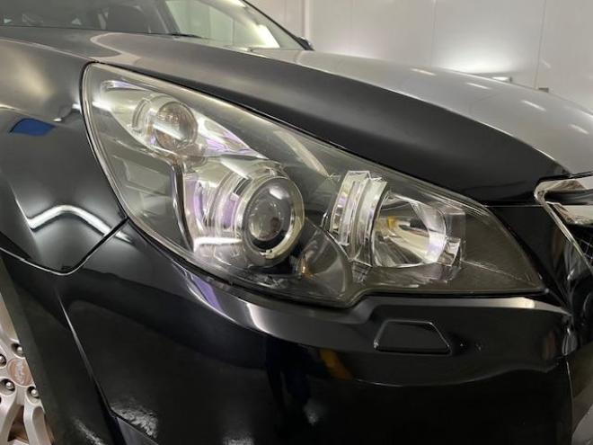 レガシィワゴン本州仕入　禁煙車　衝突軽減ブレーキ　車線逸脱警報　純正ブラックハーフレザーシート　カロッツェリアナビ　フルセグ地デジ　ＤＶＤ再生　Ｂｌｕｅｔｏｏｔｈオーディオ　バックカメラ　電動パーキング　前後ソナー 4WD 2500 5Dr