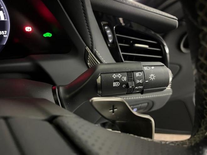 レクサス本州仕入　ワンオーナー　寒冷地仕様　マークレビンソン　電動ムーンルーフ　純正２０インチＡＷ　純正１９ＡＷ＋スタッドレスタイヤ付　デジタルインナーミラー　ヘッドアップディプレイ　純正ドライブレコーダー 4WD 3500 4Dr