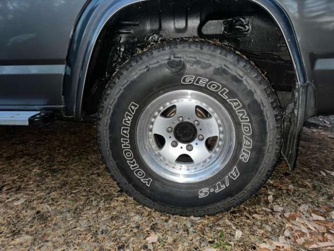 サファリ4.2 エクストラハイルーフグランロード ディーゼル 4WD　ハイルーフ　パワステ　パワーウィンドウ　社外アルミホイール　マッドフラップ 4200