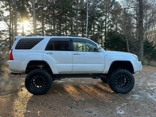 ハイラックスサーフ3.4 SSR-X 4WD　アルミホイール　エアコン　パワステ　パワーウィンドウ　キーレスエントリー　アルミホイール　社外ナビ　バックカメラ　リフトアップ　ETC 3400