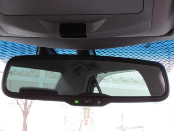 マジェスタ2.5 Four 4WD　プリクラッシュセーフティー/純正ナビ/フルセグTV/バックカメラ/LEDヘッドライト/ビルトインETC/全席シートヒーター/パワーシート/グリップヒーター/レーダークルーズコントロール 2500