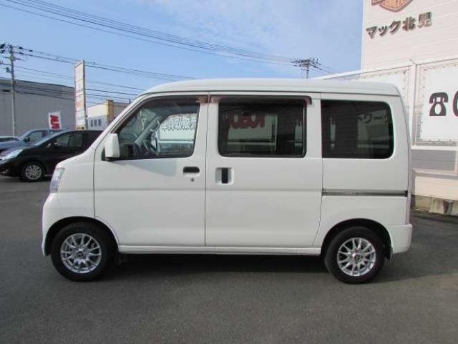 ハイゼットカーゴ スローパー(リアシートレス)+　折り畳み補助シート 福祉車両 4WD 660