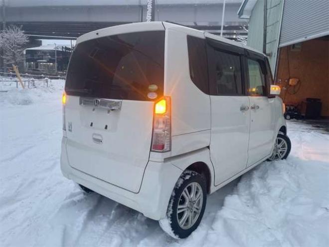 N-BOXG Lパッケージ 4WD　ナビ　TV　リヤカメラ　Pドア　エンスタ 660