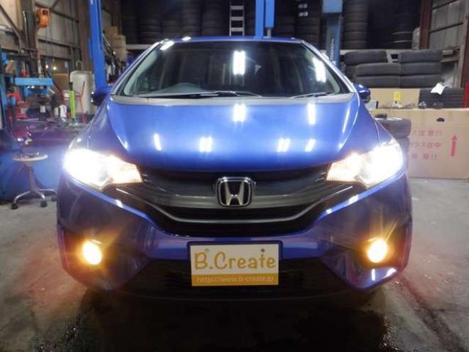 フィット1.5 ハイブリッド Fパッケージ 4WD　ナビ・TV・Bluetooth・LEDヘッドライト・ワイパーデアイサー・純正エンスタ・フォグランプ・スマートキー・プッシュスタート・寒冷地仕様 1500