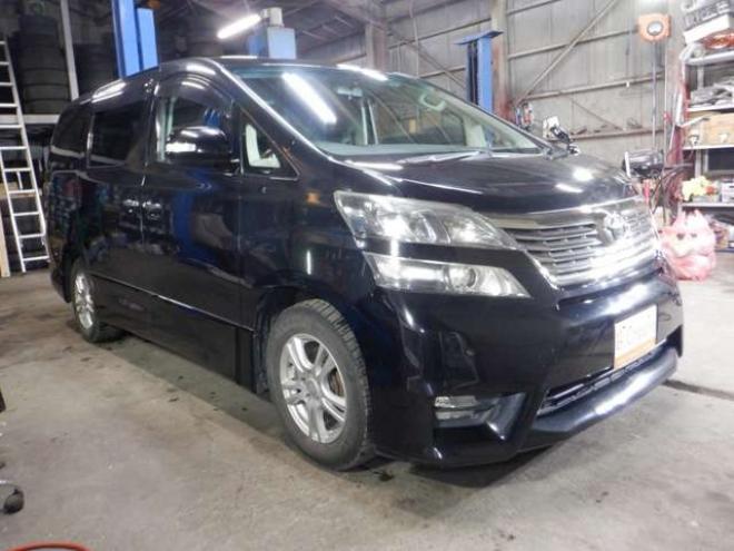 ヴェルファイア2.4 Z プラチナセレクション 4WD　ナビ・TV・Bカメラ・両側電動・電動Rゲート・スマートキー・プッシュスタート・HID・クリアランスソナ・リアモニター・オットマン・クルコン 2400