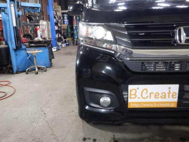 N-WGNカスタムG 4WD　TV・B/T・Bカメラ・HID・ETC・Aストップ　スマートキー・プッシュスタート・フォグランプ・ベンチシート・アイドリングストップ・社外エンスタ 660