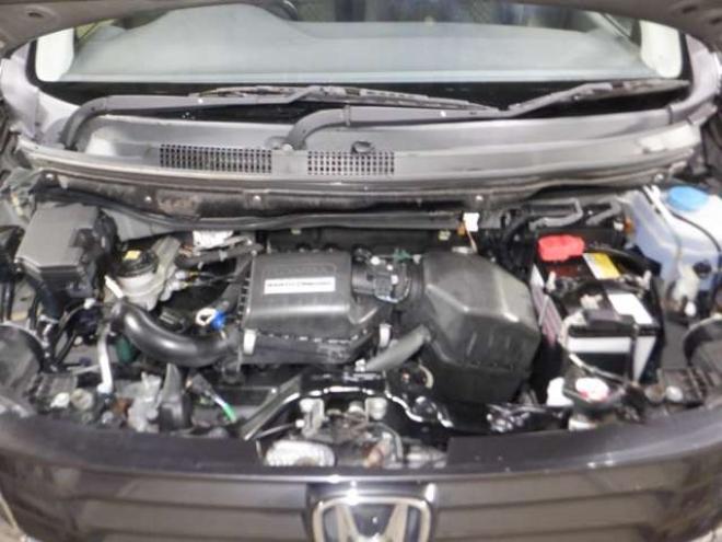 N-WGNカスタムG 4WD　TV・B/T・Bカメラ・HID・ETC・Aストップ　スマートキー・プッシュスタート・フォグランプ・ベンチシート・アイドリングストップ・社外エンスタ 660