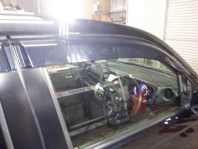 N-WGNカスタムG 4WD　TV・B/T・Bカメラ・HID・ETC・Aストップ　スマートキー・プッシュスタート・フォグランプ・ベンチシート・アイドリングストップ・社外エンスタ 660