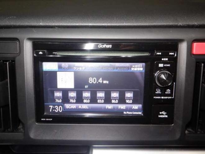 N-WGNカスタムG 4WD　TV・B/T・Bカメラ・HID・ETC・Aストップ　スマートキー・プッシュスタート・フォグランプ・ベンチシート・アイドリングストップ・社外エンスタ 660