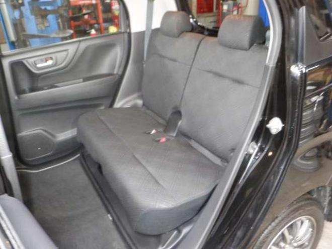 N-WGNカスタムG 4WD　TV・B/T・Bカメラ・HID・ETC・Aストップ　スマートキー・プッシュスタート・フォグランプ・ベンチシート・アイドリングストップ・社外エンスタ 660