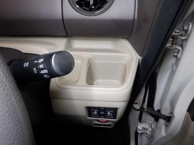 N-BOXG EX ホンダセンシング 4WD　本州仕入・ナビ・TV・B/T・Bカメラ・両側電動・LEDヘッドライト・1オーナー・スマートキー・プッシュスタート・シートヒーター・オートライト・衝突軽減・クルコン・ステアリングスイッチ・クリアランスソナー 660