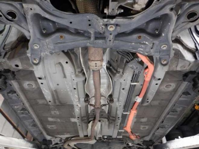 アクア1.5 G ブラックソフトレザーセレクション　本州仕入・ナビ・TV・B/T・レザーシート・本州仕入・純正エアロ・シートヒーター・ステアリングスイッチ・バックカメラ・スマートキー・プッシュスタート 2WD 1500