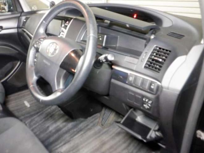 エスティマ2.4 アエラス 4WD　ナビ・TV・B/T・Bカメラ・両側パワスラ　ETC　クルコン　エンスタ　フリップダウンモニター　ワイパーデアイサー　HID　フォグランプ 2400