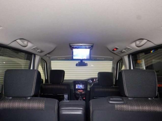 セレナ2.0 ハイウェイスター 4WD　本州仕入・ナビ・TV・Bカメラ・パワスラ・車検新規2年・リア修復済・後期型・エマブレ・リアモニター・ETC・クルコン・アイドリングストップ 2000