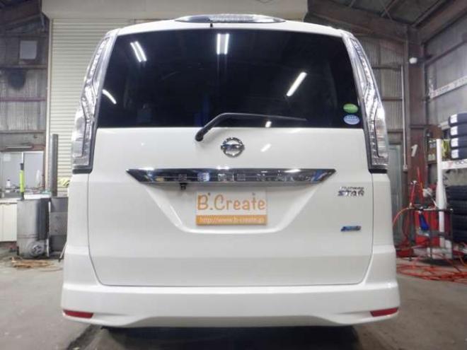 セレナ2.0 ハイウェイスター 4WD　本州仕入・ナビ・TV・Bカメラ・パワスラ・車検新規2年・リア修復済・後期型・エマブレ・リアモニター・ETC・クルコン・アイドリングストップ 2000