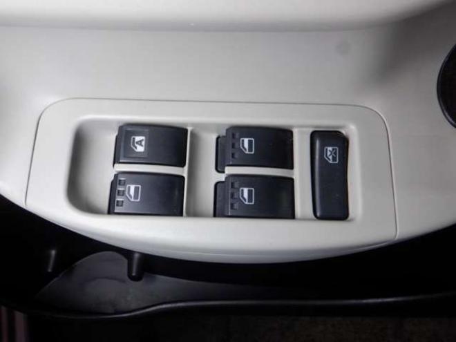 パッソ1.0 プラスハナ Gパッケージ 4WD　本州仕入　4WD　ナビ　フルセグTV　Bluetoothオーディオ　バックカメラ　ETC　フォグランプ　ライトレベライザー　ドアバイザー　スマートキー 1000