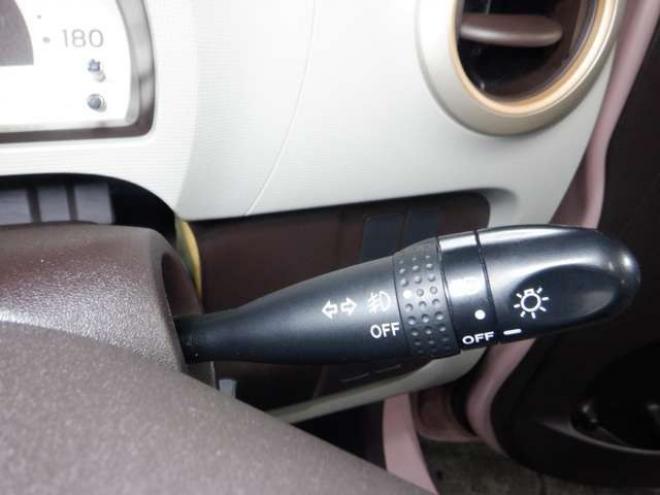 パッソ1.0 プラスハナ Gパッケージ 4WD　本州仕入　4WD　ナビ　フルセグTV　Bluetoothオーディオ　バックカメラ　ETC　フォグランプ　ライトレベライザー　ドアバイザー　スマートキー 1000