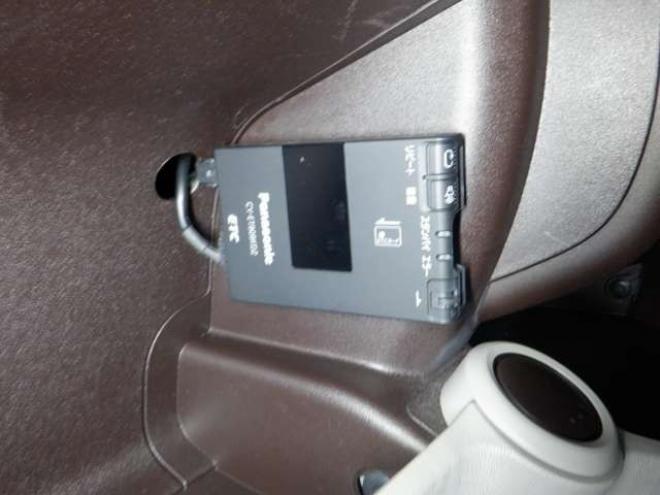 パッソ1.0 プラスハナ Gパッケージ 4WD　本州仕入　4WD　ナビ　フルセグTV　Bluetoothオーディオ　バックカメラ　ETC　フォグランプ　ライトレベライザー　ドアバイザー　スマートキー 1000