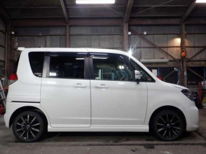 ソリオ1.2 バンディット 4WD　4WD　ナビ　フルセグTV　USB接続　バックカメラ　サイドカメラ　シートヒーター　両側パワスラ　100V電源　HID　フォグランプ　ドアバイザー　スマートキー　プッシュスタート 1200