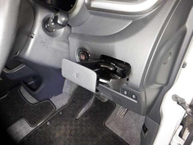 ソリオ1.2 バンディット 4WD　4WD　ナビ　フルセグTV　USB接続　バックカメラ　サイドカメラ　シートヒーター　両側パワスラ　100V電源　HID　フォグランプ　ドアバイザー　スマートキー　プッシュスタート 1200