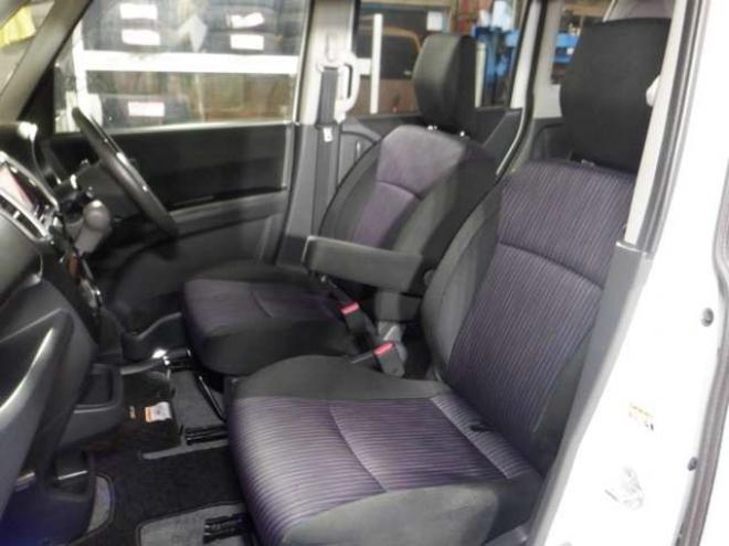 ソリオ1.2 バンディット 4WD　4WD　ナビ　フルセグTV　USB接続　バックカメラ　サイドカメラ　シートヒーター　両側パワスラ　100V電源　HID　フォグランプ　ドアバイザー　スマートキー　プッシュスタート 1200