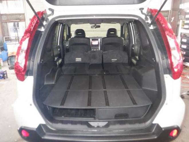 エクストレイル2.0 20Xtt 4WD　ナビ・TV・B/T・Bカメラ・後期型・カプロンシート・キセノン・全席シートヒーター・クルコン・インテリキー・純正AW・フォグランプ・ルーフレール・ETC 2000