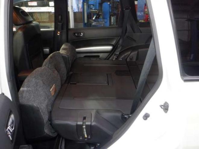 エクストレイル2.0 20Xtt 4WD　ナビ・TV・B/T・Bカメラ・後期型・カプロンシート・キセノン・全席シートヒーター・クルコン・インテリキー・純正AW・フォグランプ・ルーフレール・ETC 2000