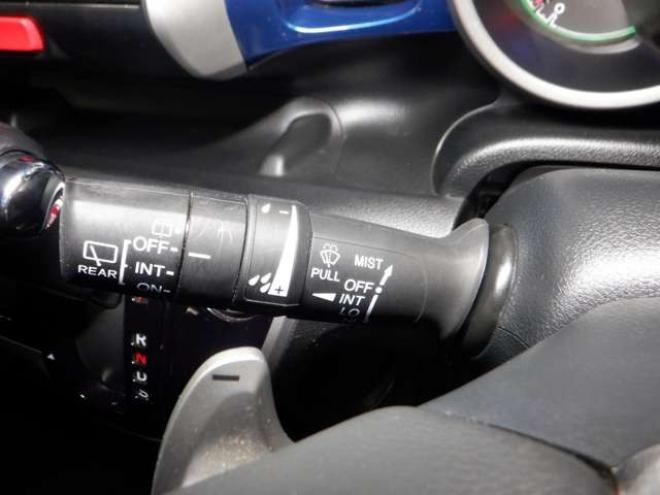 N-BOXG ターボLパッケージ 2トーンカラースタイル 4WD　ナビ・TV・Bカメラ・両側パワスラ・ETC 660