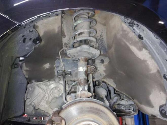 ステップワゴン2.0 スパーダ Z 4WD　ナビ・TV・Bカメラ・B/T・両側電動・スマートキー・ETC・HID・フルフラットシート・VSA・ミラーヒーター・ワイパーデアイサー・リアヒーター・オートライト 2000